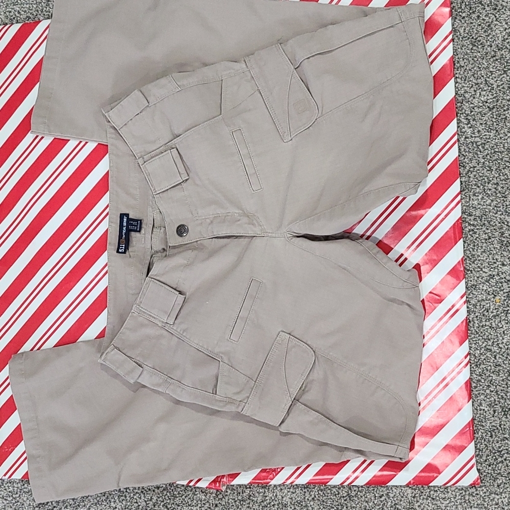 5.11 women tactical pants size 4
